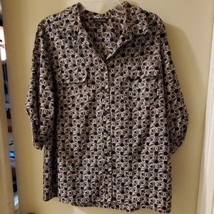 Quarter sleeve blouse